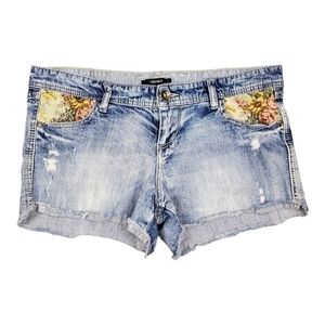 FOREVER 21 Jean Short Shorts Cut-off Distressed